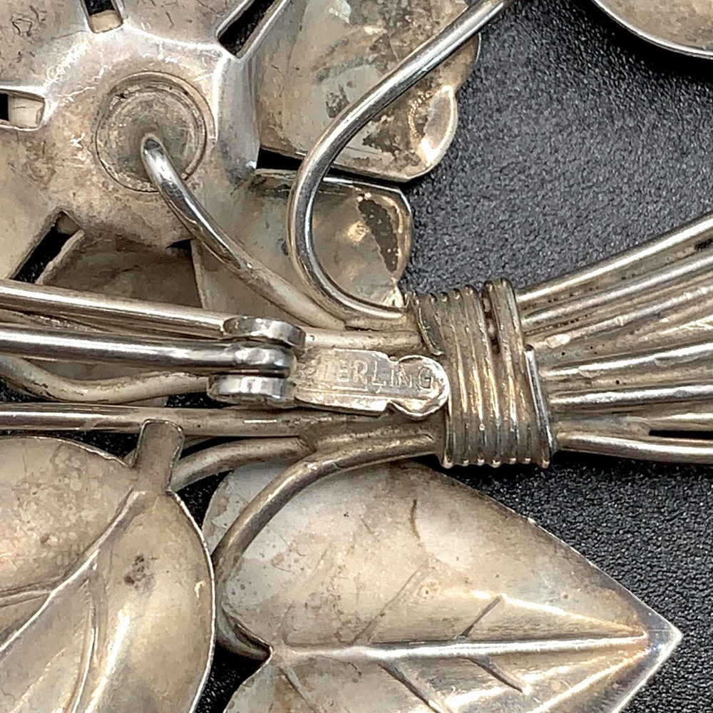 STERLING Large Botanical Brooch - Picture 5 of 5